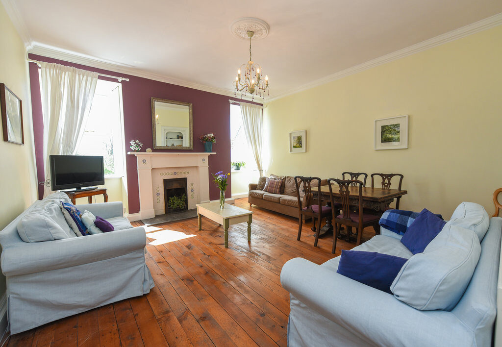 Sitting room first floor.jpg