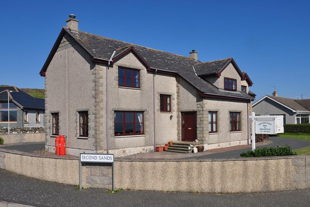 Hawthorn Cottage.jpg