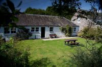 Cairnsmore Cottage.jpg