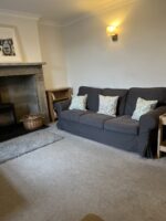007 Sitting room.jpeg